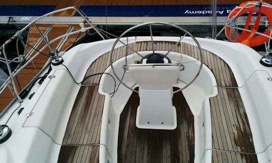 Charter the "Pillabans" Bavaria 38 Sailing Yacht in Vigo, Spain