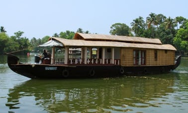 Alquile una casa flotante en Kerala, India