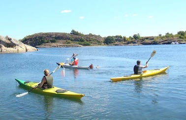 Single Kayak Rental and Beginner Courses in Fiskebäckskil, Sweden