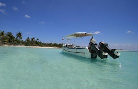 24ft Center Console Boat Rental in Quintana Roo, Mexico