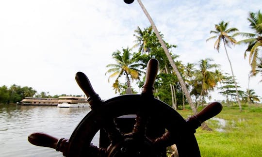 Charter a Houseboat in Alappuzha, Kerala