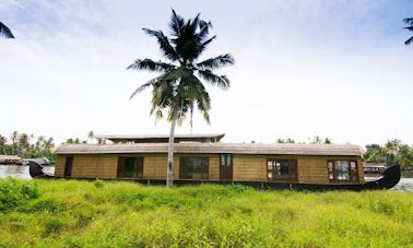 Charter a Houseboat in Alappuzha, Kerala