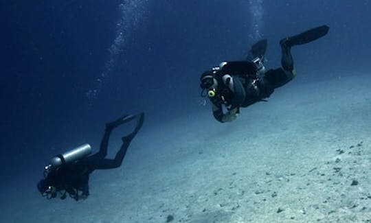 クロアチアのコルチュラ島での専用ダイビングツアーとレッスンをお楽しみください