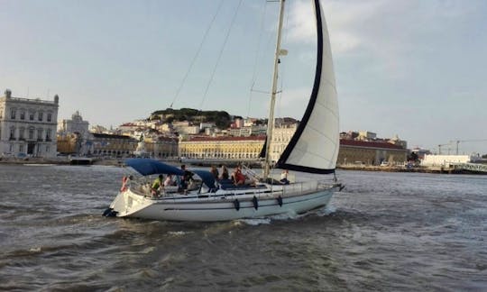Charter the 49ft ''Moonfleet'' Cruising Monohull in Lisboa