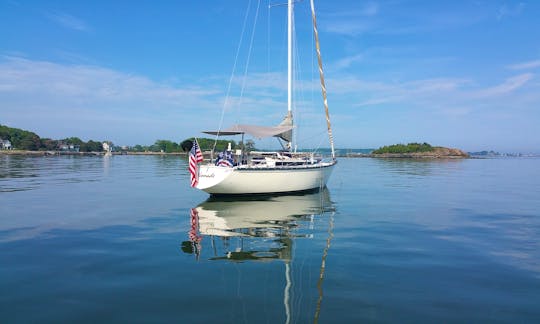 35ft Dufour 4800 Sloop Boat Charter in Sag Harbor, New York