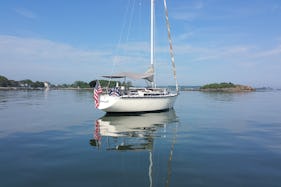 Sail on a classy and fast Sailing Yacht in the Hamptons, New York