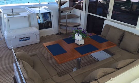 Private Catamaran Charter in Cancun, Isla Mujeres. The most luxury catamaran in Cancun