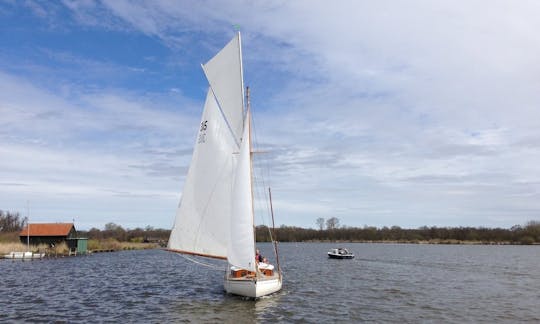 Charter 28' Cruising Monohull in Belaugh, England