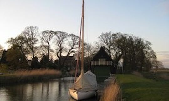 Charter 30' Cruising Monohull in Belaugh, England