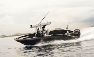 26' Center Console Game Fishing Charter in H. Dh Atoll, Maldives