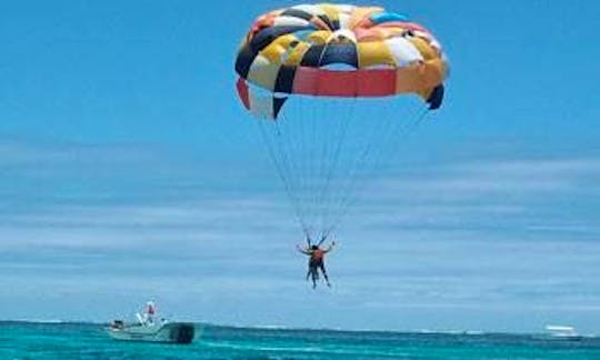 Enjoy 15 minutes Parasailing Adventure in Flacq, Mauritius