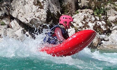 Viajes en hidrovelocidad en Bovec, Eslovenia