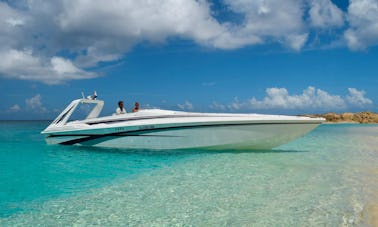 Profitez de Marigot, Saint-Martin, sur un yacht à moteur