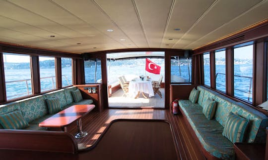 Charter 59' Luxury Wooden Motor Yacht in İstanbul, Turkey
