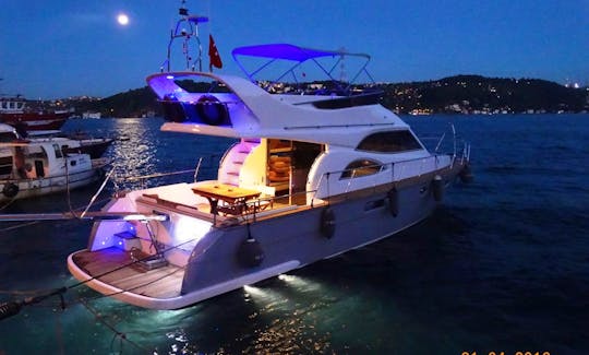 Charter this Motor Yacht - Great for Cruising in İstanbul, Turkey