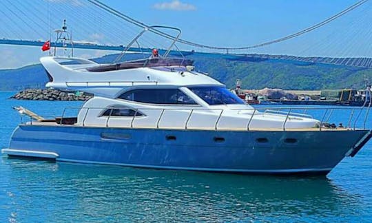 Charter this Motor Yacht - Great for Cruising in İstanbul, Turkey