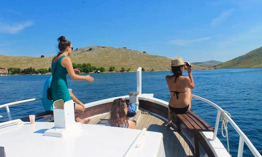 Charter Arcali Motor Yacht at Kornati Island, Croatia