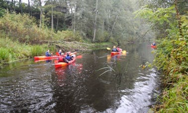 Location de kayaks et de canoës Laivuire.lv, Perception Vista Kayak, Lettonie