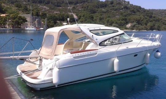 Charter 35' Jeanneau Prestige Motor Yacht In Komolac, Croatia