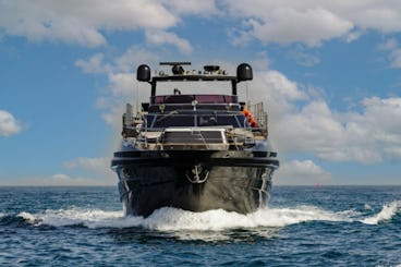 100ft  | 55 pax  | Spacious and luxurious rental yacht 