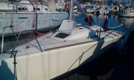 25ft Daysailer Boat Rental In Faro, Portugal