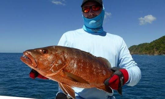 Memorable Fishing Trip on 31' Stamas Center Console in Chicá, Panamá