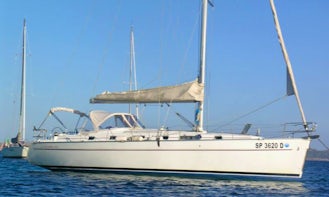 Charter 43' Cyclades Cruising Monohull in Toscana, Italy