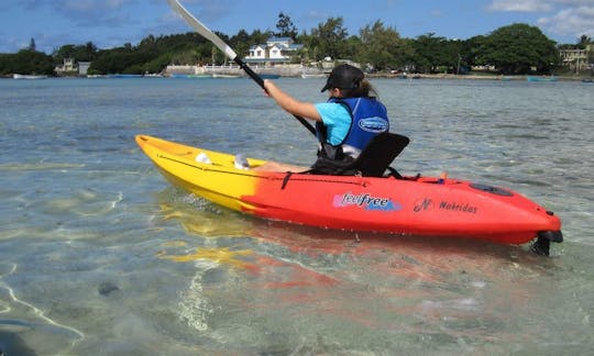 Alquile un kayak individual en Mahebourg, Mauricio