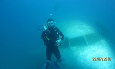 Buceo en avión hundido y otras inmersiones en Kusadasi