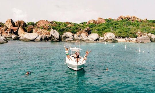 Excursions d'une journée Intrepid Charters aux États-Unis et aux îles Vierges britanniques de 32 pieds !