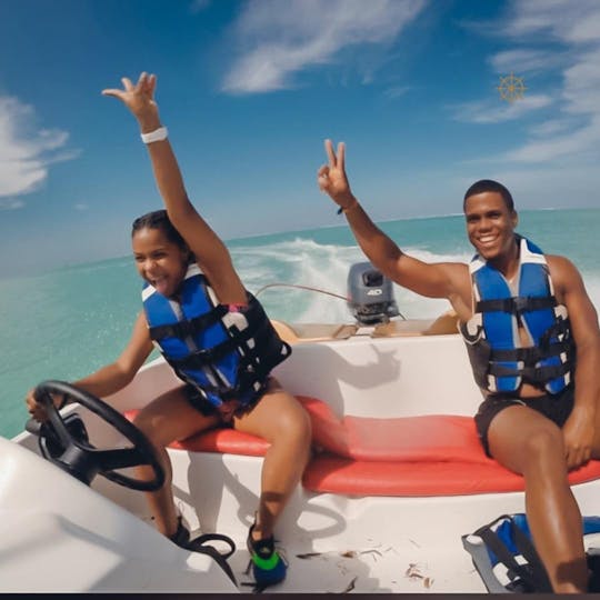 Aventura de lancha e mergulho com snorkel