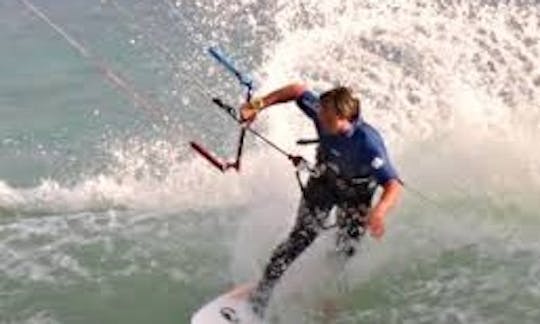 Clases de kitesurf y alquiler en Campobello di Mazara, Sicilia