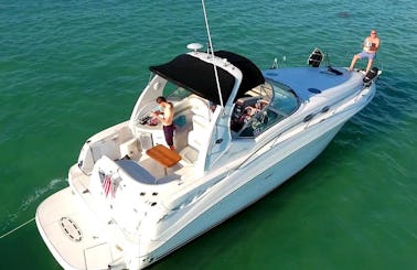 Rent for 110 usd/hr this 32' Sea Ray *ADD 1 HOUR FREE ON 4 HOURS BOOKINGS MONDAY-THURSDAY*