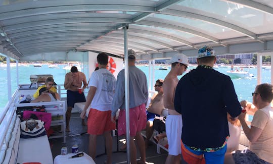 Ponton de fête de 38 pieds pouvant accueillir jusqu'à 20 personnes à Chicago