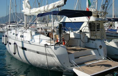 Charter 45' Bavaria Cruising Monohull in Sicily, Italy