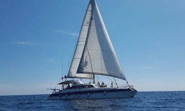 Plongée en apnée, pagaies, tortues+plongée sous-marine en option avec un catamaran de 50 pieds en Martinique