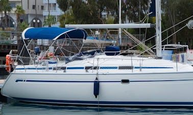 Alquile un velero Bavaria de 37 pies en Larnaca, Chipre