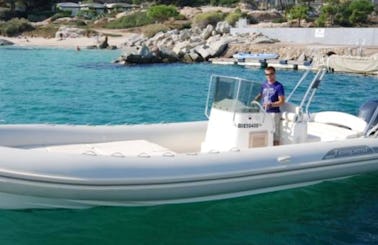 Rent 30' Capelli Tempest Medline Rigid Inflatable Boat in Calcatoggio, France