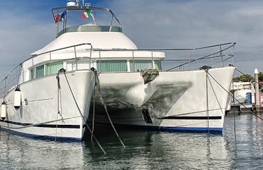 Charter Fly Catamaran Lagoon Power 43 Motor Power Catamaran in Lecce, Italy