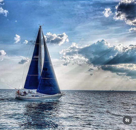 35ft C&C 35 Sailboat in Toronto