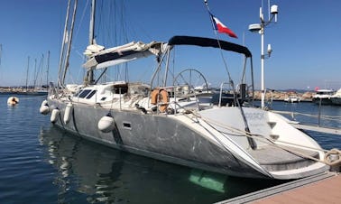 Charter a Cruising Monohull in Hyères, France