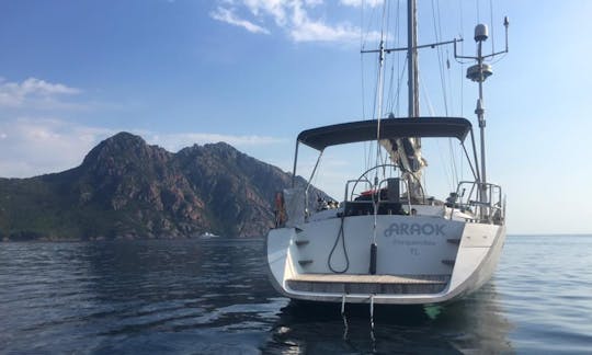 Charter a Cruising Monohull in Hyères, France