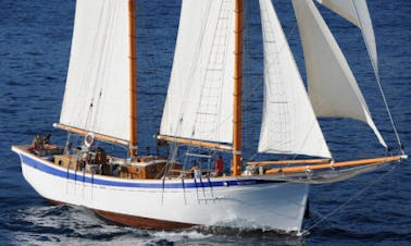 Sailing Cruise in the Calanques Marseille, France