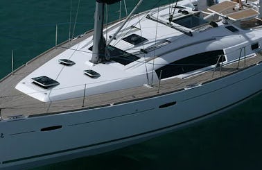 Charter Oceanis 43' Cruising Monohull in Messina, Italy