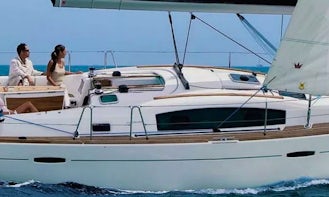Charter Oceanis 40' Cruising Monohull in Messina, Italy