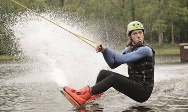 Desfrute de wakeboard na Aquitânia, França