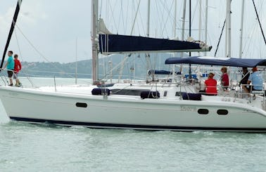 Charter 37' Hunter cruiser sailsyacht for rent in Lake Balaton, Hungary