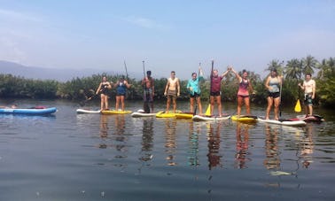 Profitez de cours et de visites de stand up paddleboard à Kampo, au Combodia