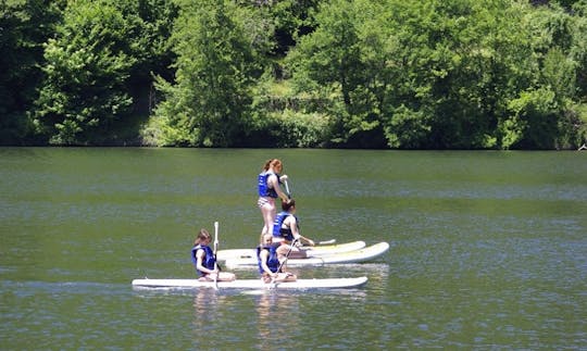 Aproveite o aluguel de stand up paddleboard em Moussac, França