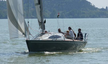 Velero Scholtz de 32' en alquiler en Lago Balatón, Hungría